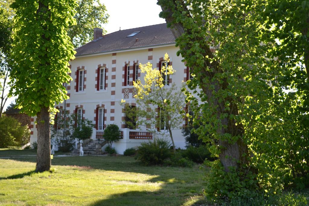 Les Chambres D'Hotes Du Domaine De Lugazaut Vielle-Soubiran Luaran gambar